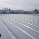 Naprawa szczelności dachu z płyty warstwowej