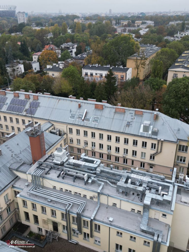 Szpital Dziecięcy na Saskiej Kępie w Warszawie po renowacji dachu w systemie Hyperdesmo