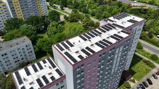 Dach z papy po renowacji w systemie Hyperdesmo