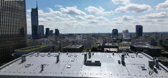 Dach papowy po zakończeniu aplikacji płynnej membrany Hyperdesmo Alpha Aliphatic