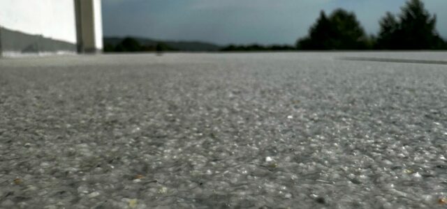Taras z posadzką cienkowarstwową Alchimica Hyperdesmo