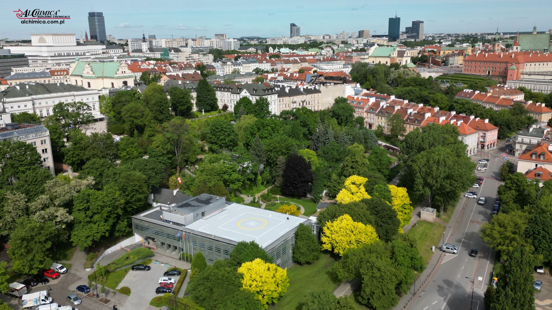 Dach Biura Bezpieczeństwa Narodowego z heliportem - system Hyperdesmo